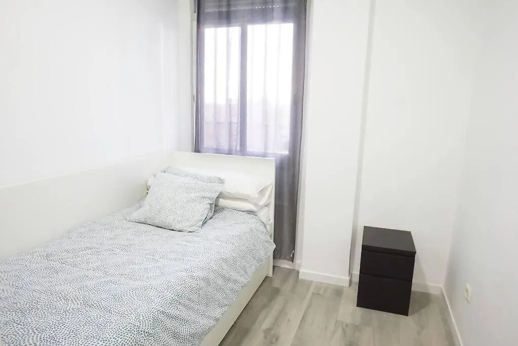Bonito Y Amplio Piso En Benalmadena Con Piscina Apartment