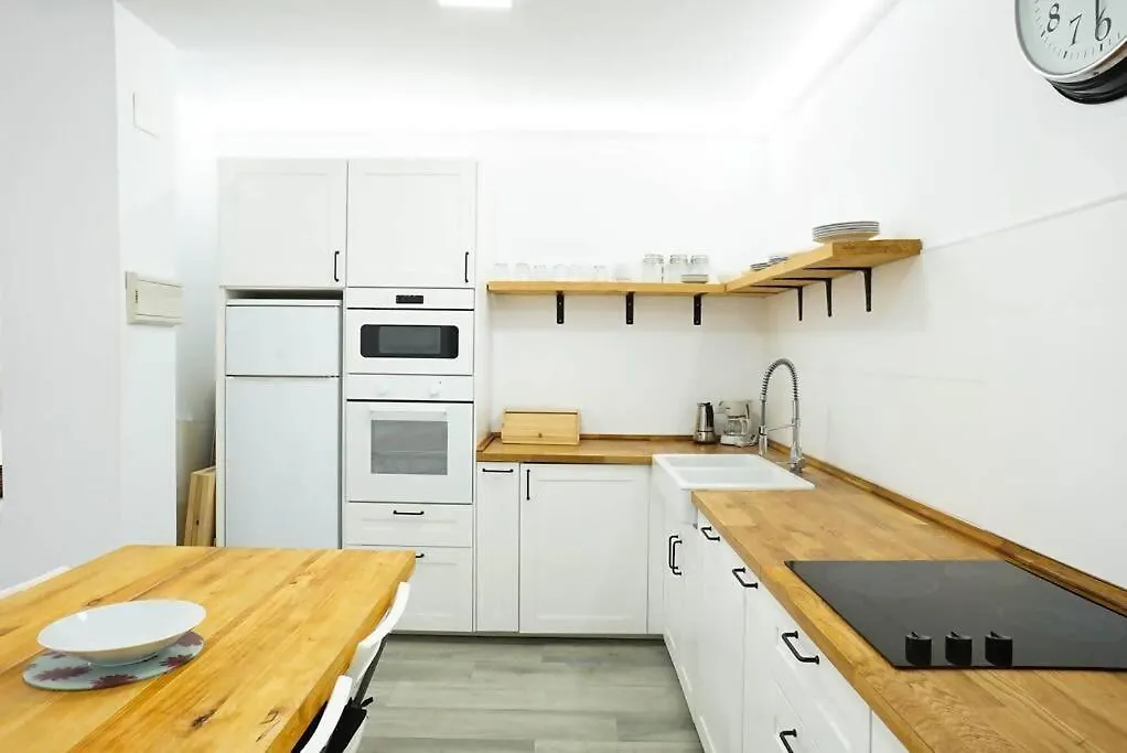 Bonito Y Amplio Piso En Benalmadena Con Piscina Apartment