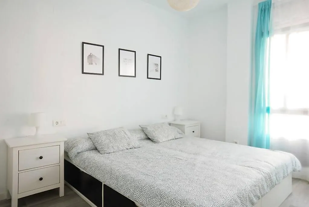 Bonito Y Amplio Piso En Benalmadena Con Piscina Apartment 0*,